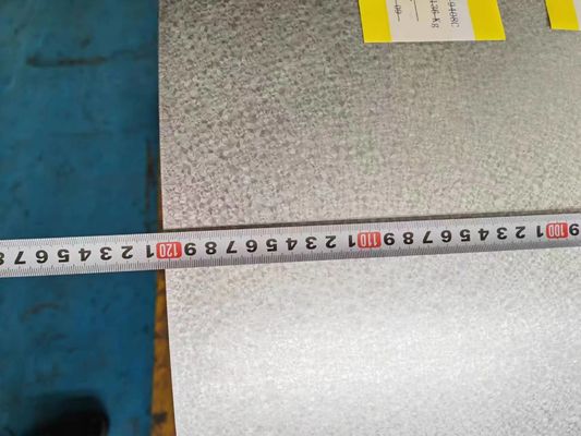 コーティングされたアルウジンク鋼コイル硬さ 85-90HRB 薄金属屋根ロール