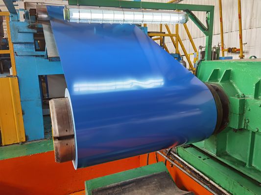耐久性のあるカラーコーティングアルミニウムコイル製造者 150-550Mpa の張力強さ